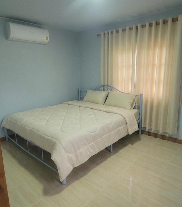 Photo of Bedroom in Photharam