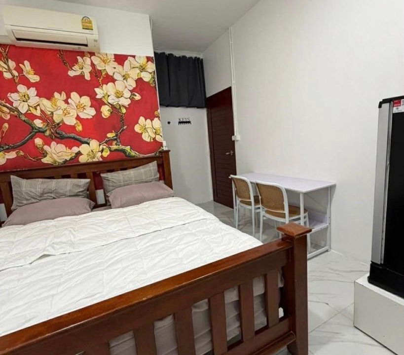 Photo of Bedroom in Talat Nuea