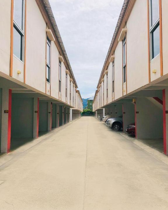 Photo of Buildings in Kho Hong