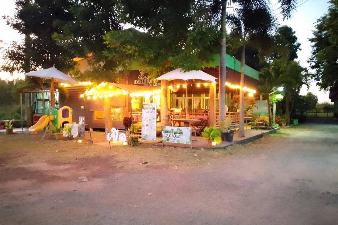 Photo of Others in Kumphawapi