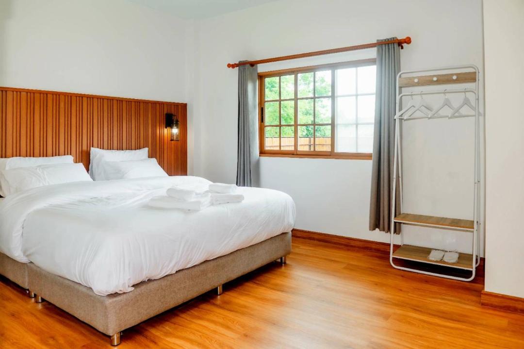 Photo of Bedroom in Pong