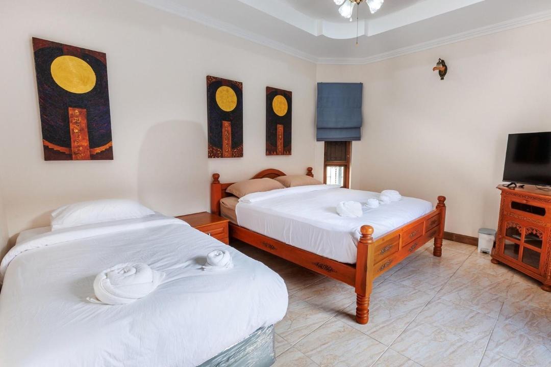 Photo of Bedroom in Pong