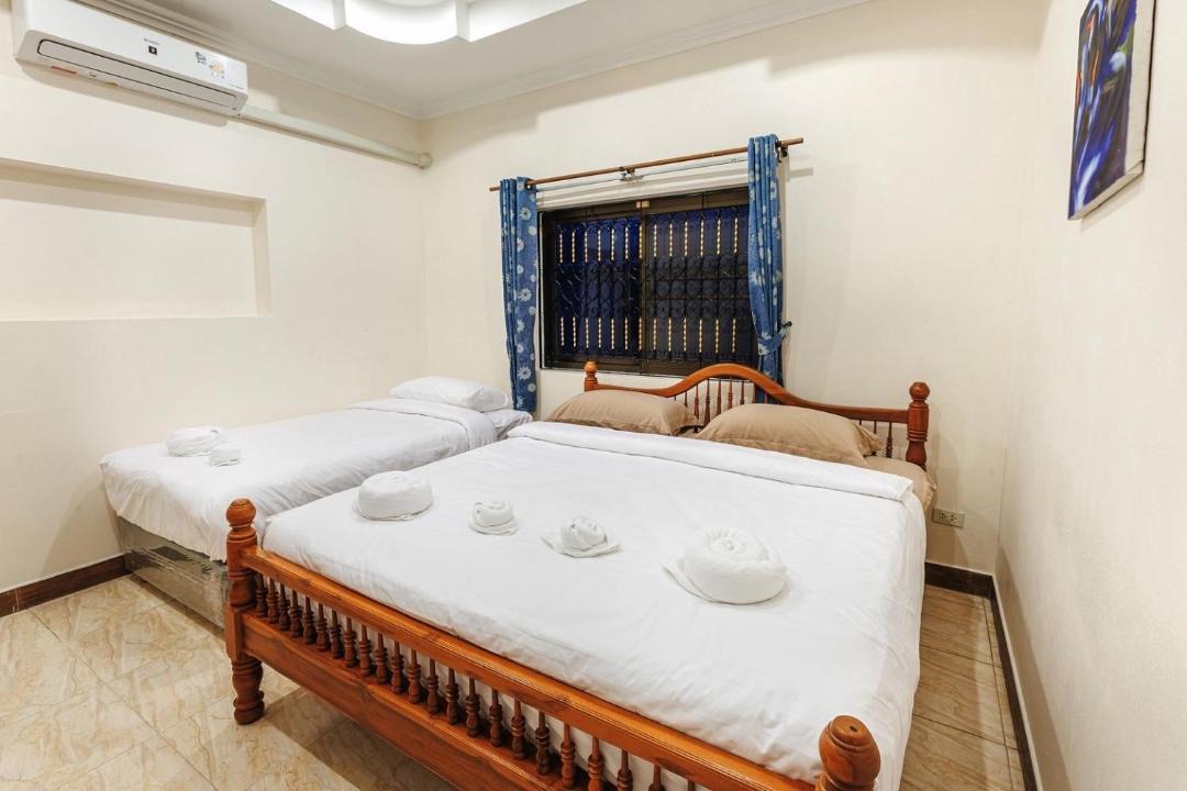 Photo of Bedroom in Pong