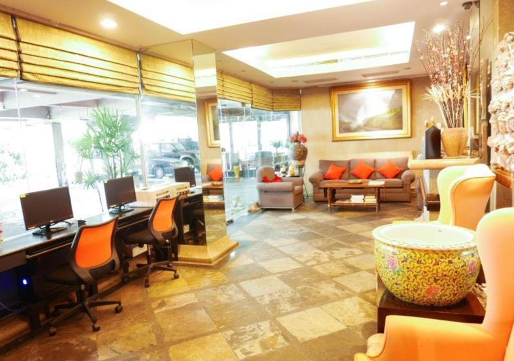 Photo of Livingroom in Khlong Toei Nuea