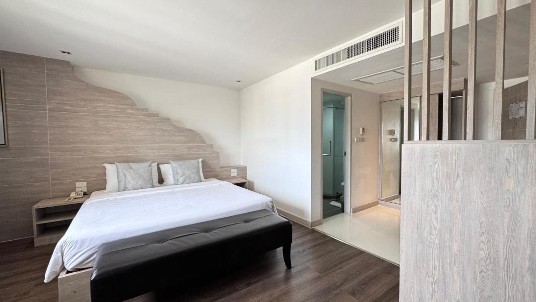 Photo of Bedroom in Wat Bowon Niwet