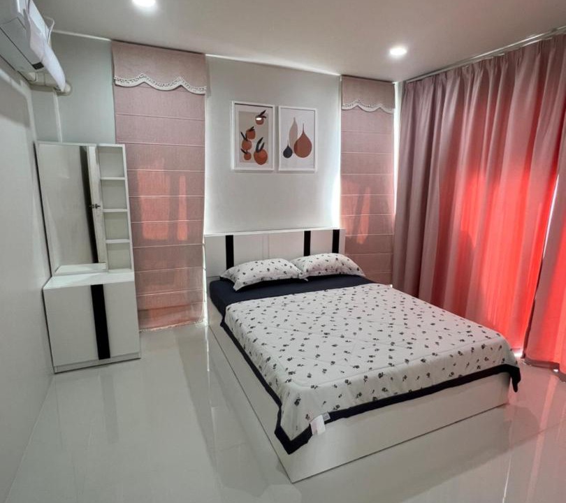 Photo of Bedroom in Koh Kaew