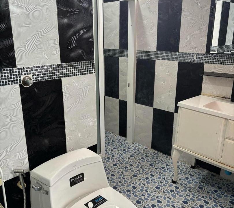 Photo of Bathroom in Ko Kaeo