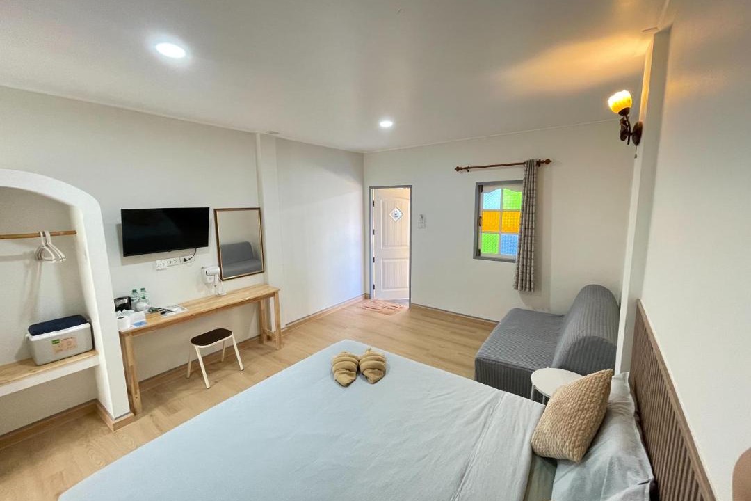 Photo of Bedroom in Koh Lan