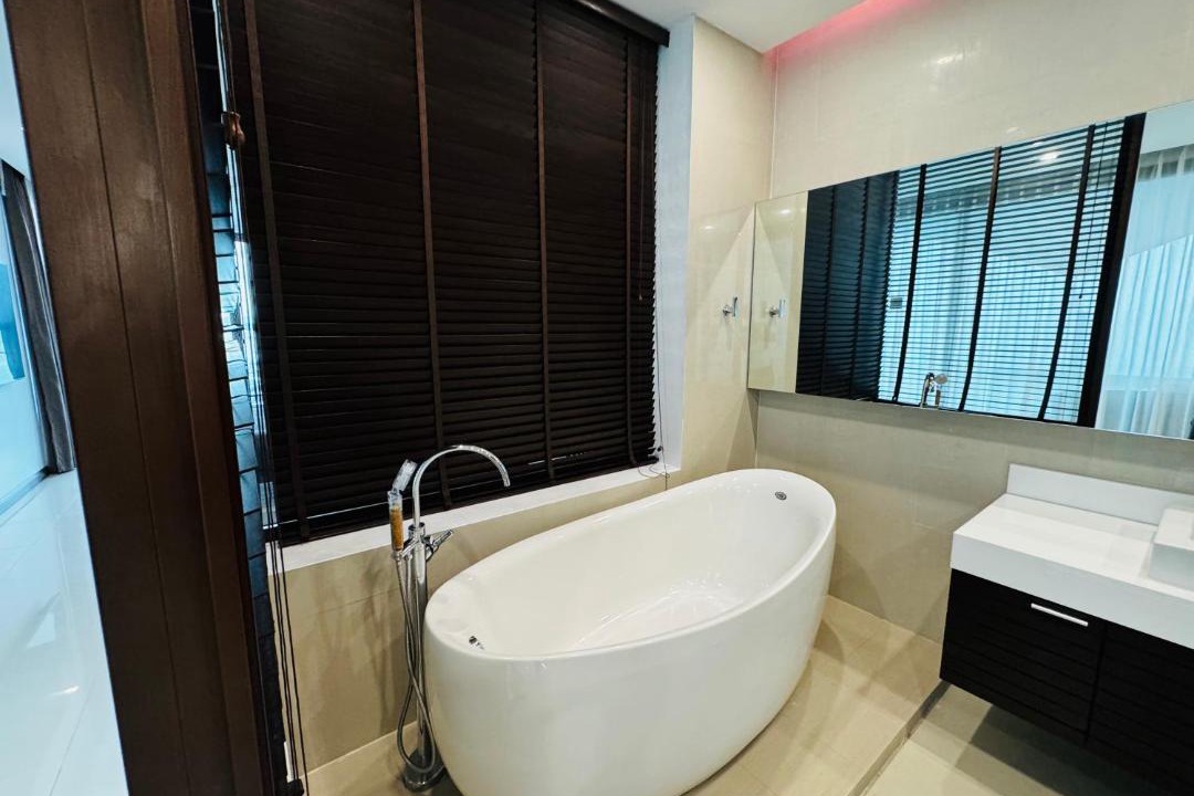 Photo of Bathroom in Pa Klok