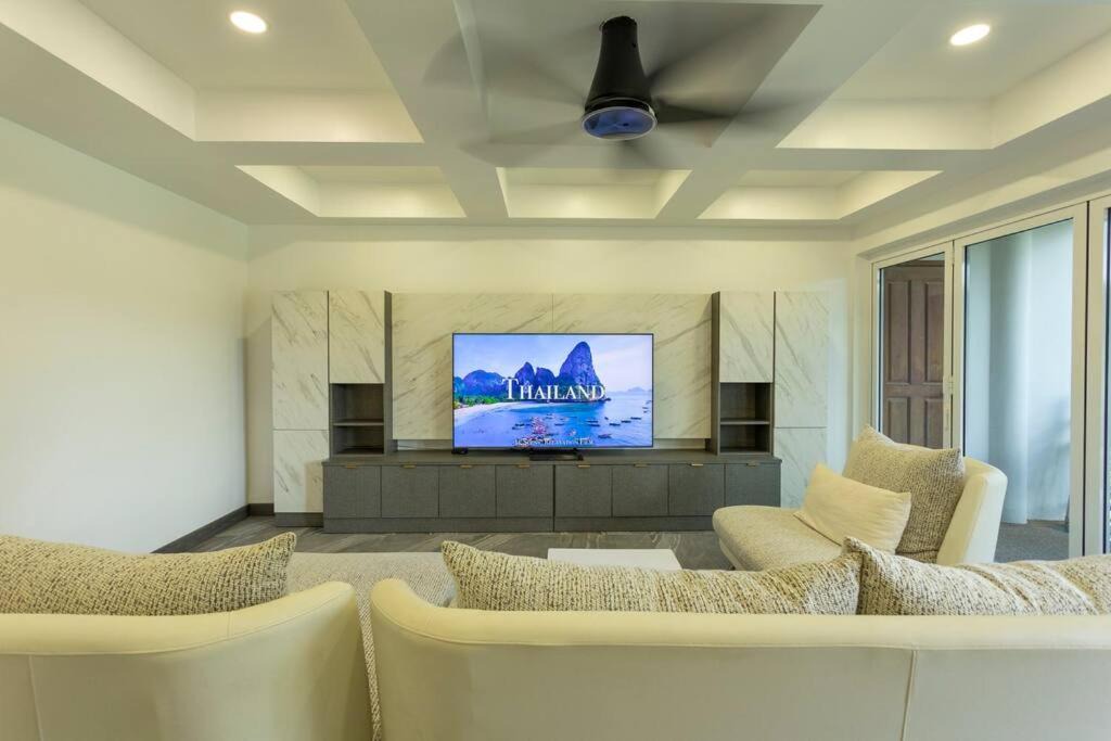Photo of Livingroom in Nai Harn