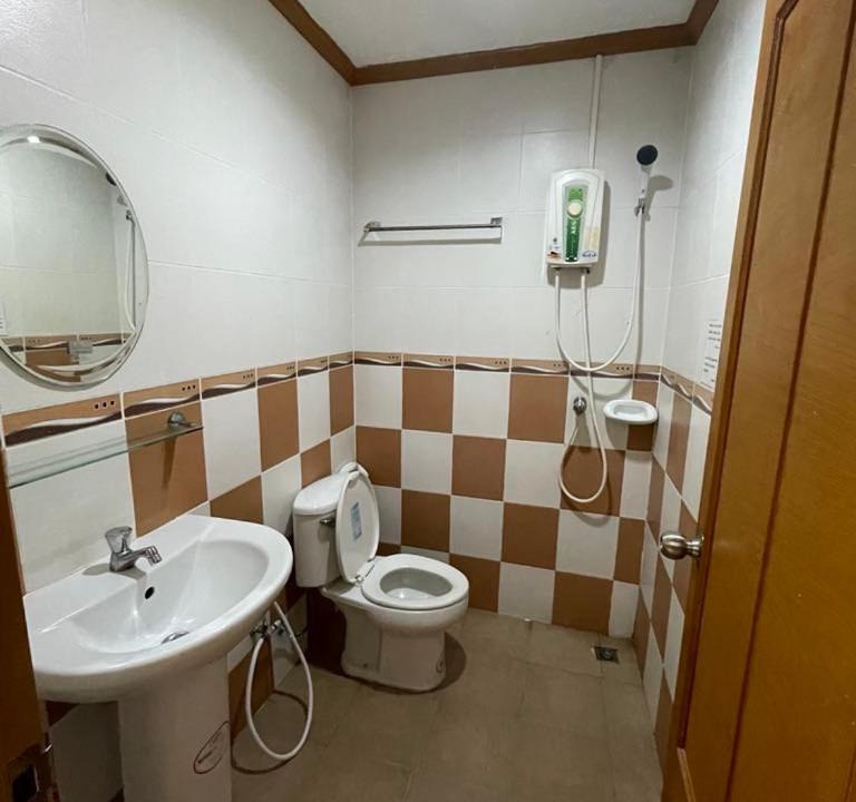 Photo of Bathroom in Nanai Road