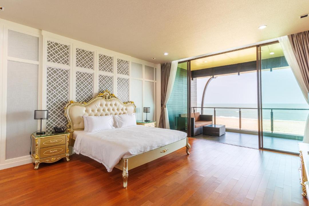 Photo of Bedroom in Cha-am