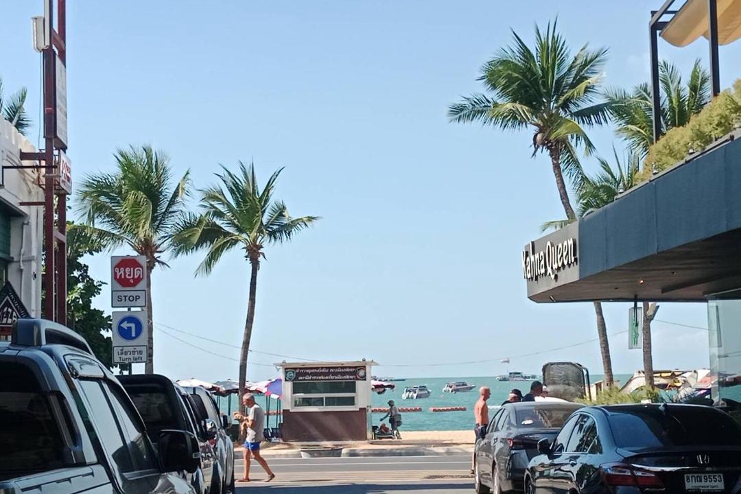 Photo of Others in Pattaya Bay