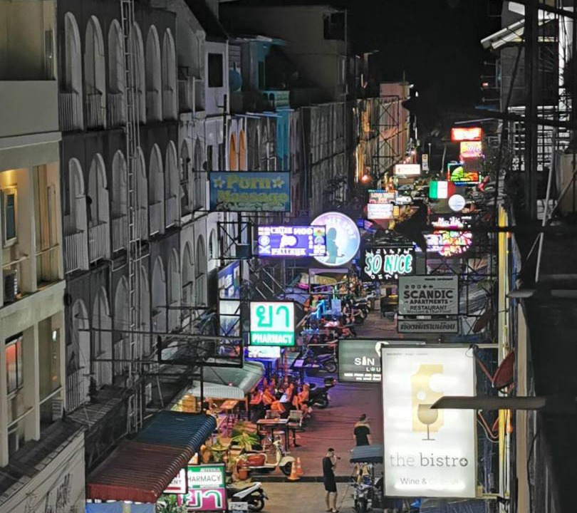 Photo of Others in Pattaya Bay