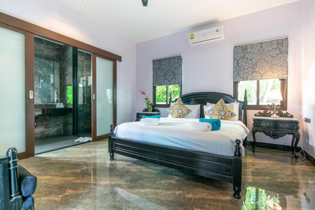 Photo of Bedroom in Si Sunthon