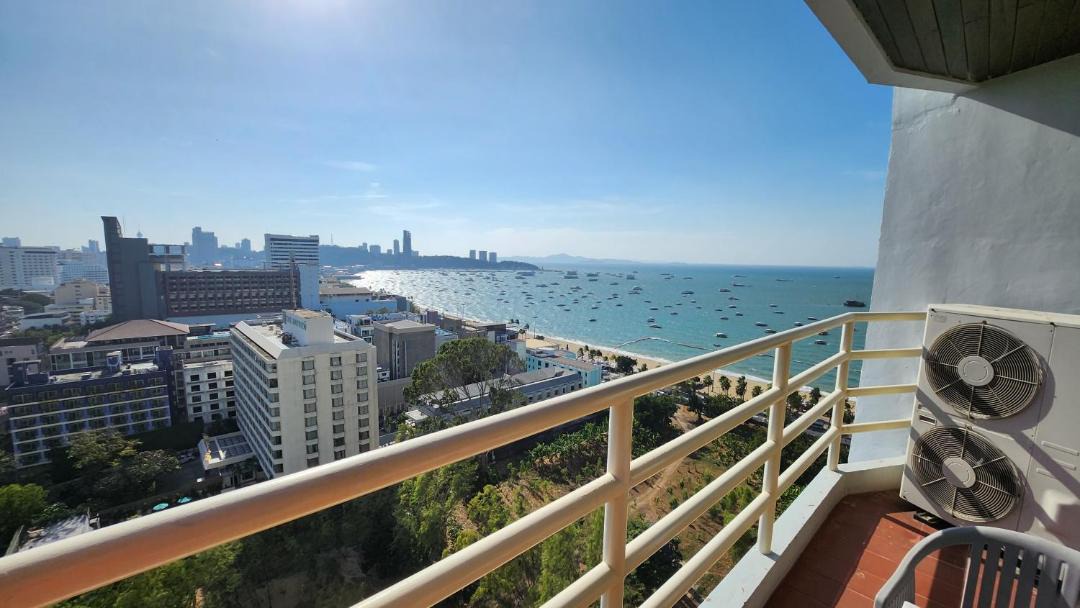 Photo of Others in Pattaya Bay