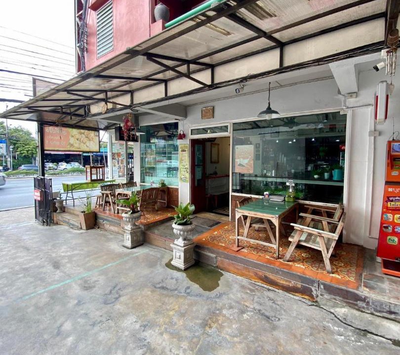 Photo of Others in Bang Phlat