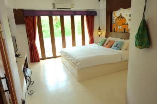 Photo of Bedroom in Khao Takiab
