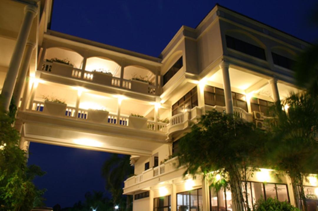 Photo of Others in Mae Pim