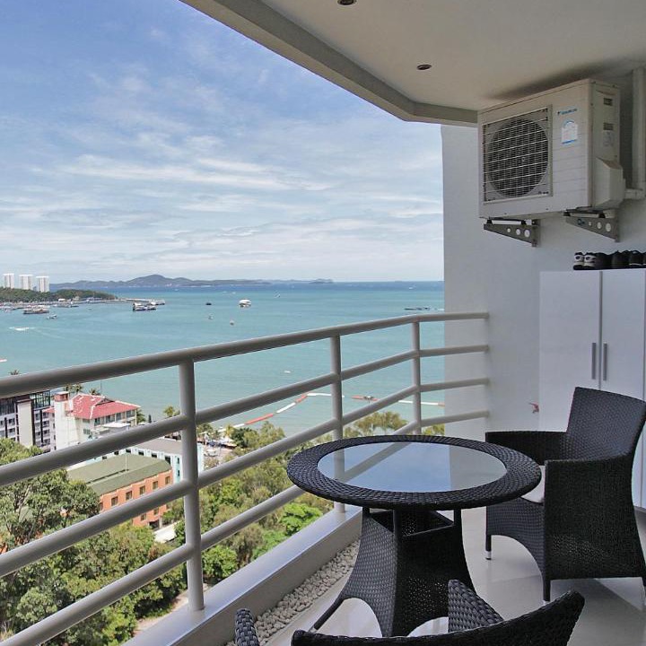 Photo of Others in Pattaya Bay
