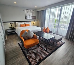Thonglor 