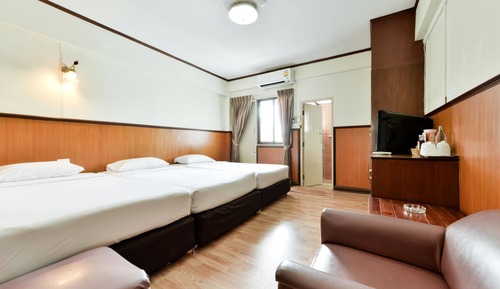 Triple Room
