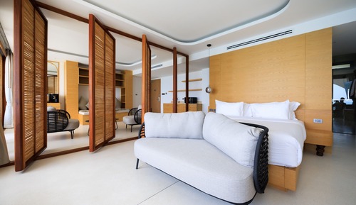 Executive Suite