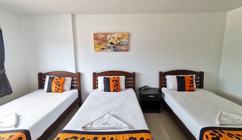 Triple Room