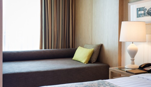Deluxe Room, 1 King Bed (Hillside)