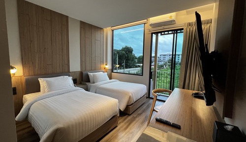 Deluxe Twin Room, Balcony, City View