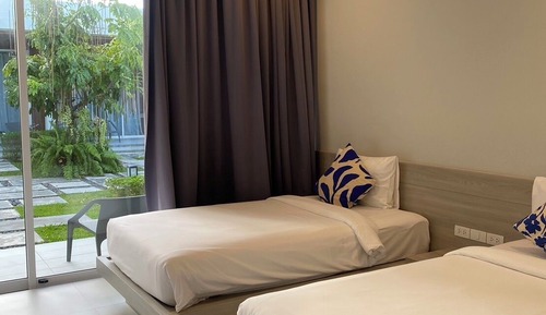 Deluxe Twin Room, Garden View