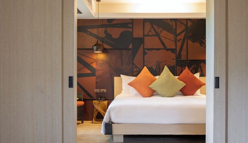 Riverside Suite with Bathtub