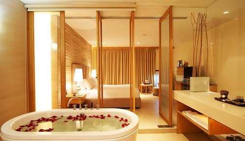 Deluxe Room, Partial Sea View