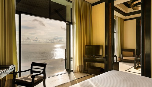 Horizon Hillcrest Pool Villa