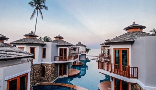Pool View Room