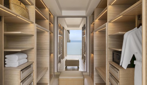 Presidential Villa, 1 King Bed (Pool)