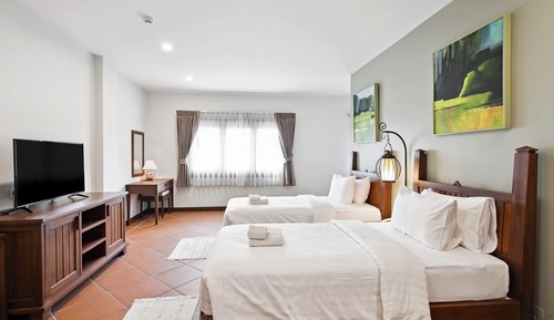 Junior Twin Room