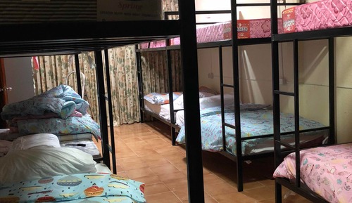10-Bed Mixed Dormitory Room