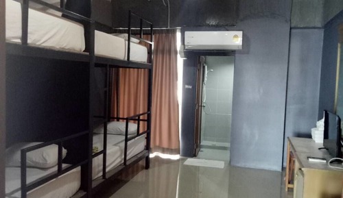 Basic Quadruple Room, 4 Bedrooms