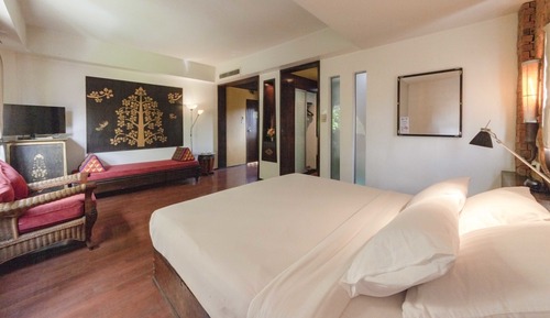 Deluxe Room, 1 King Bed