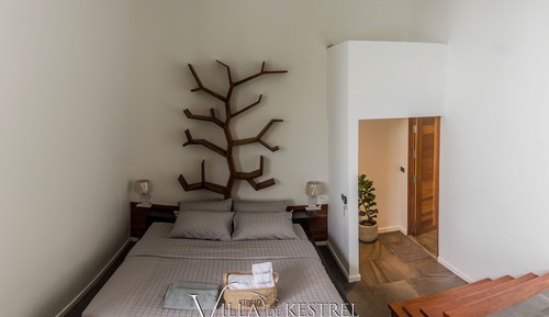 2 Bedrooms Villa