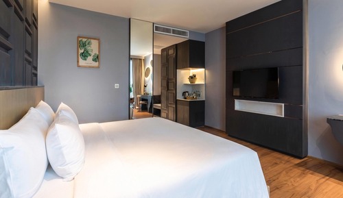 Deluxe Room, 1 King Bed, Non Smoking