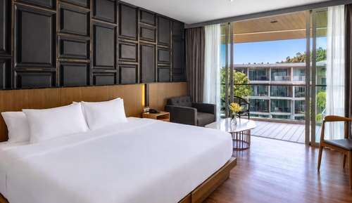 Deluxe Room, 1 King Bed, Non Smoking (Sky Bath)