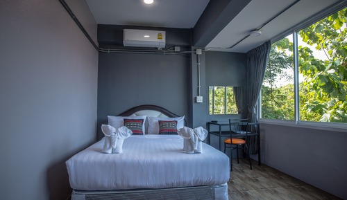 Double Room, 1 Queen Bed