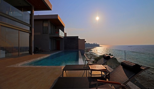 1 Bedroom Ocean Front Pool Villa