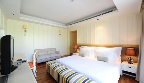4-Bedroom, Beachfront Private Pool Villa, Non-Smoking