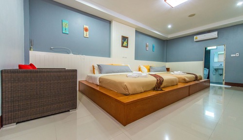 Deluxe Quadruple Room