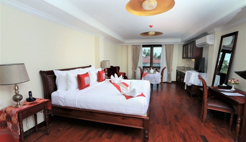 Executive Room