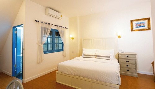 Signature Quadruple Room, 2 Bedrooms, Balcony, City View