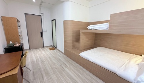 Triple Room